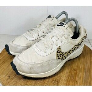 Nike Waffle Debut Women's Sneakers Size US 8 White/Leopard Print